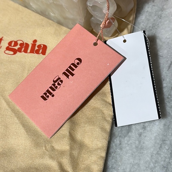 CULT GAIA Harlow Clutch in "Pearl" - Picture 4 of 16